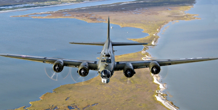 B-17G "Thunderbird"