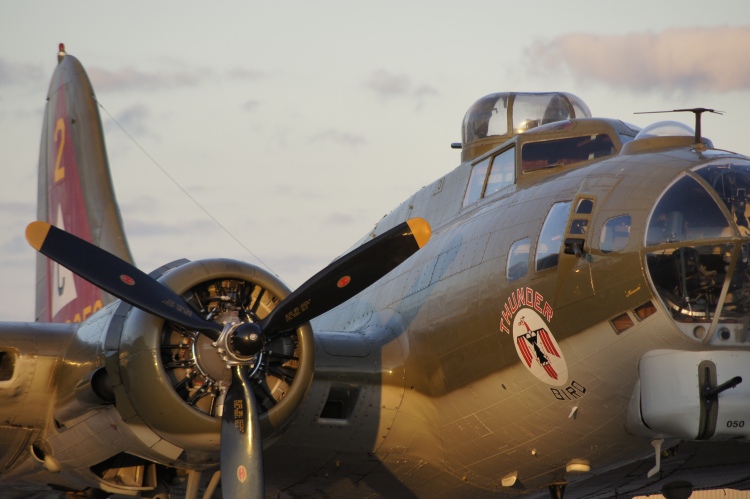 B-17G "Thunderbird"
